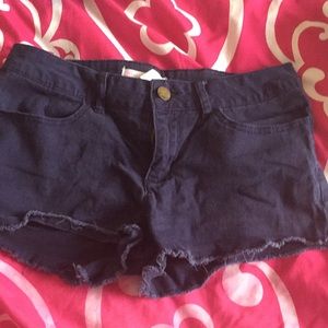 No boundaries shorts